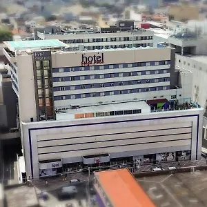 Mega Polo Hotel